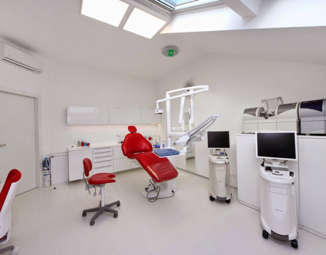 SMILLE Dental Clinic